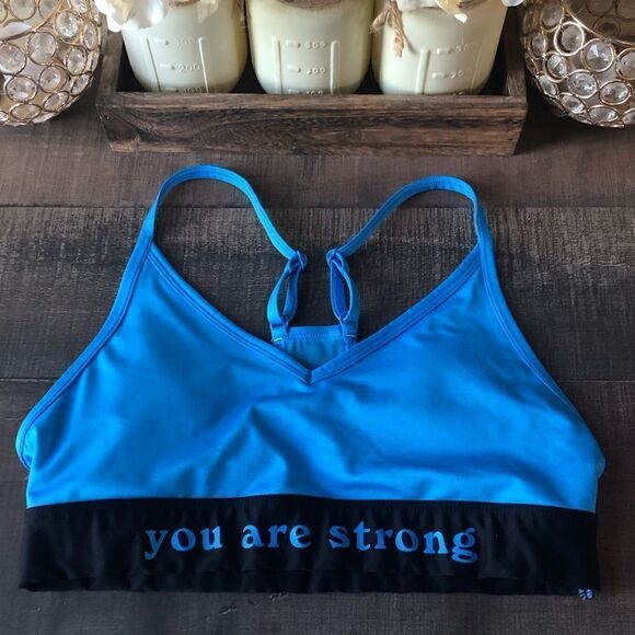 PINK Sports Bra - Picture 1 of 4